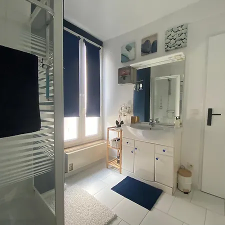 Apartment Number 1 Place Pyrene, 2 Bedroom Duplex, Luxury Foix