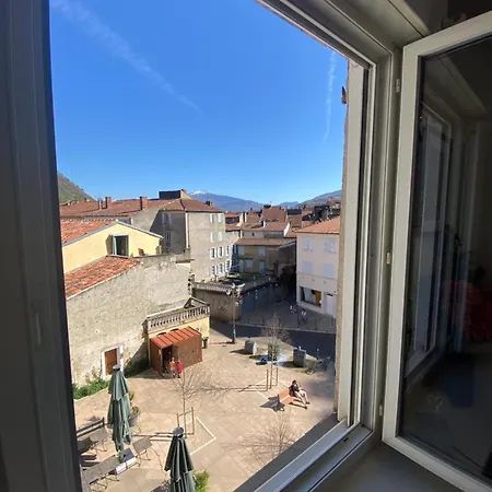 Appartamento Number 1 Place Pyrene, 2 Bedroom Duplex, Luxury *