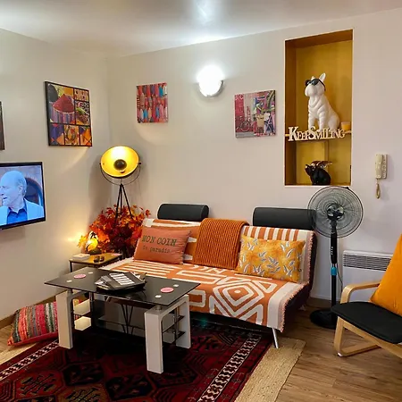 Number 1 Place Pyrene, 2 Bedroom Duplex, Luxury * Foix