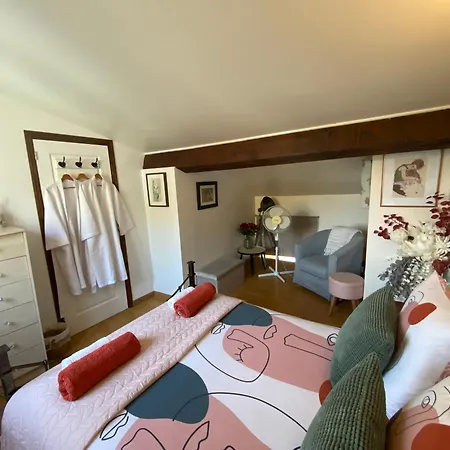 Number 1 Place Pyrene, 2 Bedroom Duplex, Luxury Foix