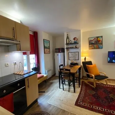 아파트 Number 1 Place Pyrene, 2 Bedroom Duplex, Luxury