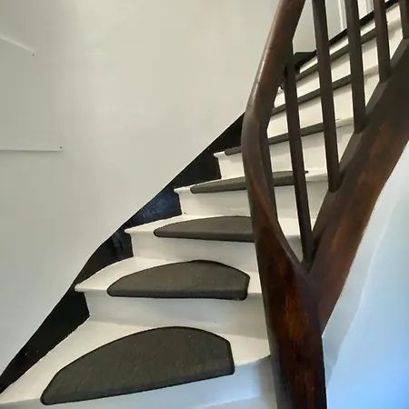 Number 1 Place Pyrene, 2 Bedroom Duplex, Luxury * Foix