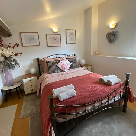 Appartement Number 1 Place Pyrene, 2 Bedroom Duplex, Luxury